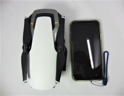 折り畳み iPhoneXと比較