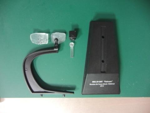 純正スタンドと型、自作支柱