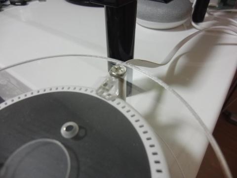 ネジの上に保護ラバー