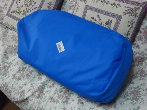 シェラフぐらいの大きさ