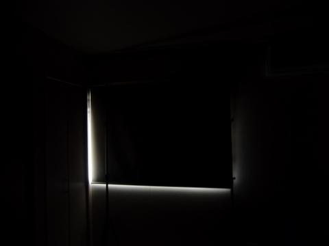遮光具合、光漏れ僅かです