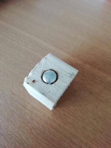 ハンダを溶かして攪拌部分を作成