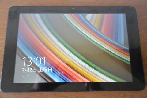 反射率が高く、撮影の際のカメラが映り込んでいるのが分かります