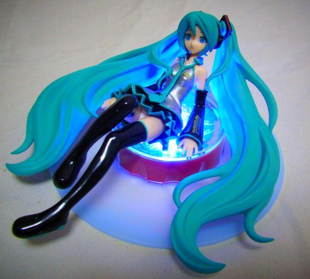 青~紫は宇宙のイメージ