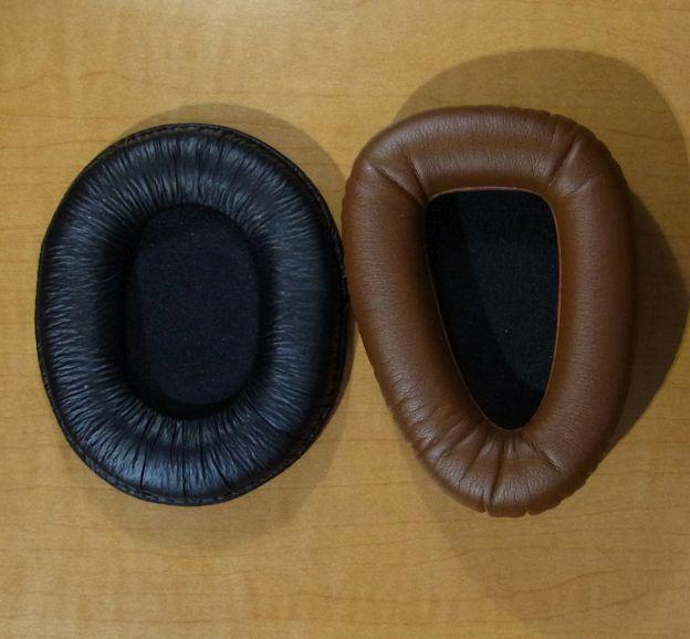 厚さ以外の外寸はさほどには違わない。