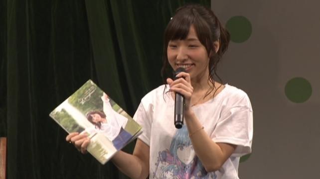 洲崎綾メモリアルフォトブック「Campus」の話をするあやちゃん