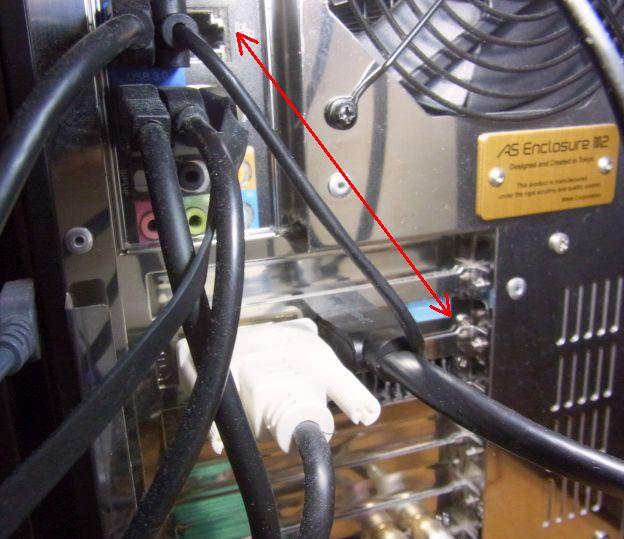 単なる給電なのでUSB2.0端子を使おうとすると結構ツンツン