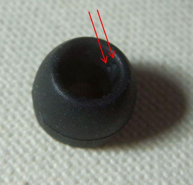 上手くライティングで来ていないが、内側に「らせん状」の配置でくぼみがある