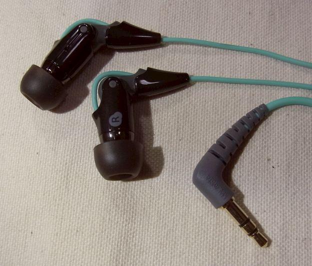 上(L側)のユニットは一番伸ばした状態、R側ユニットは一番曲げた状態