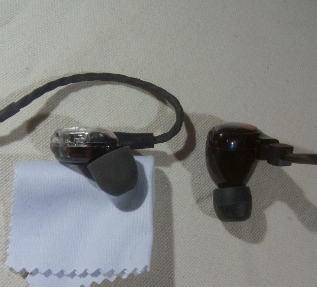 「厚さ」は倍以上異なる