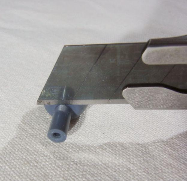 「これより、オペを開始する」「メス!...もといカッター」