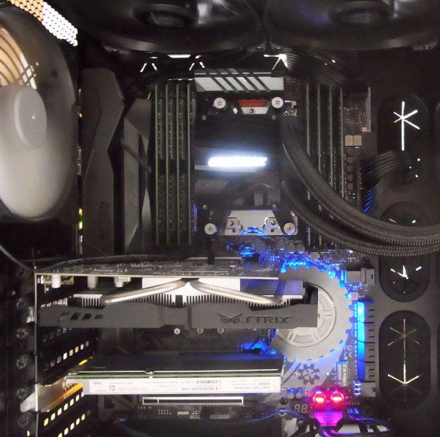 光り方はシンプルだけれど、結構カッコイイ!