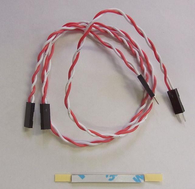 固定用のテープ付き