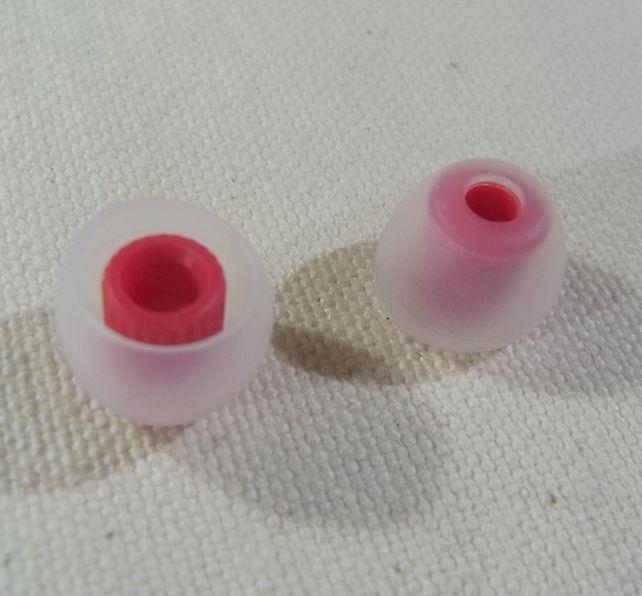 軸はSサイズなので「赤」で、「ピンク」ではない