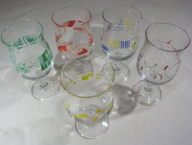 後ろに2014年から2017年の4つも並べてみた