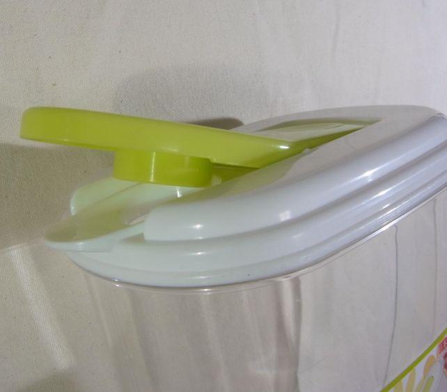 注ぎ口もシャープで裏漏りなし。