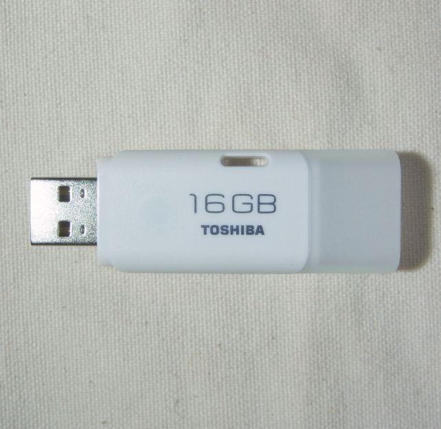 キャップもいったん外してお尻に付けるタイプで、特に大きな特徴でもない。