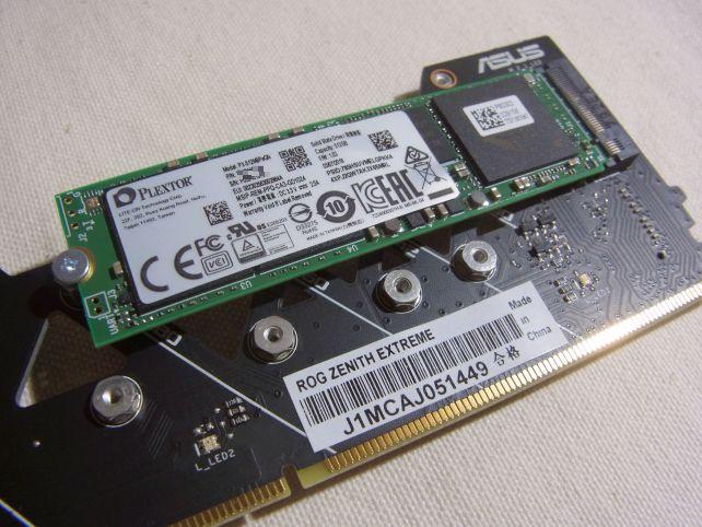 ...取付ネジで固定。