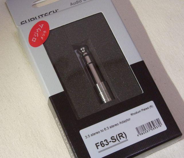 「ロジウムメッキ」の部分がシールなのは他に金メッキヴァージョンもあるから。