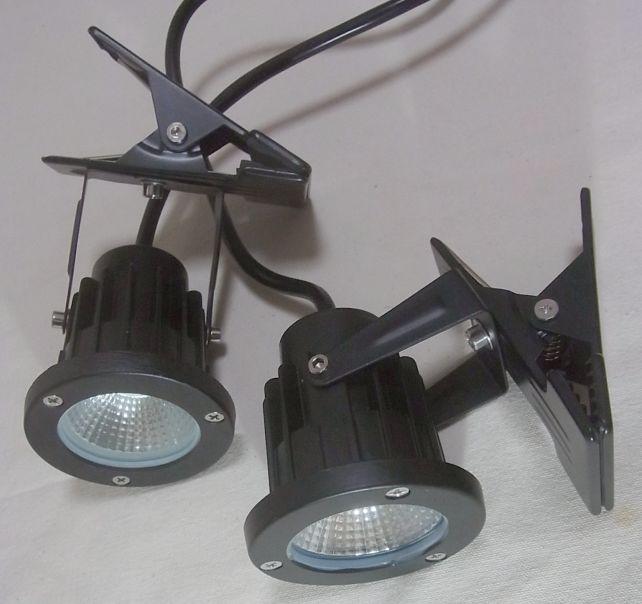 全く同仕様のLEDライト