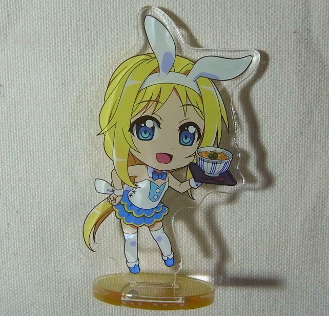 衣装的はノーマルの「不思議の国のアリス」イメージがある色合い