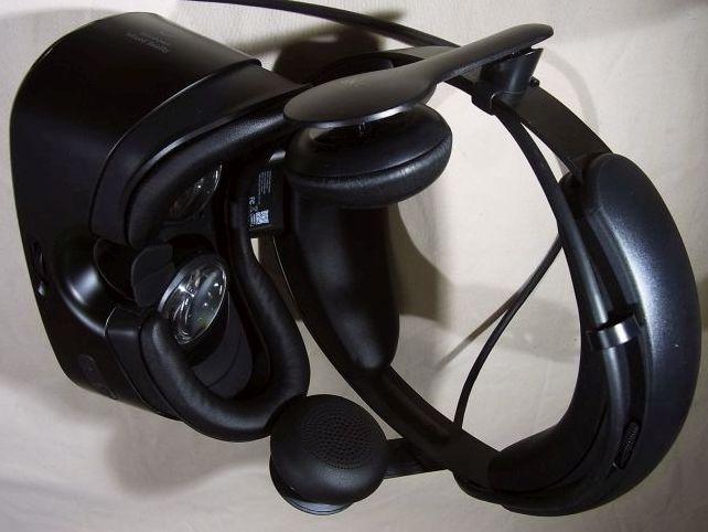 目側を先に充てて、凝り輪の中に「潜り込む」イメージ