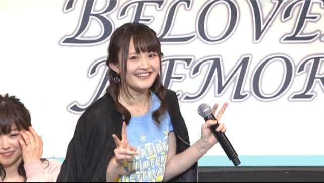 でも演っちゃうあっちゃん:カニ歩き実演中