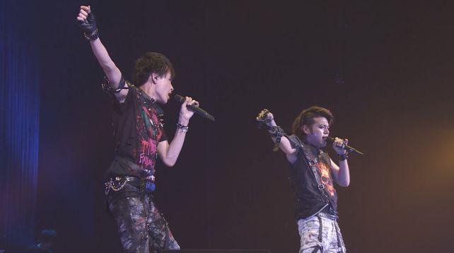 こういう福で腐り振り回しているヒトには基本、近付かないよナァ...