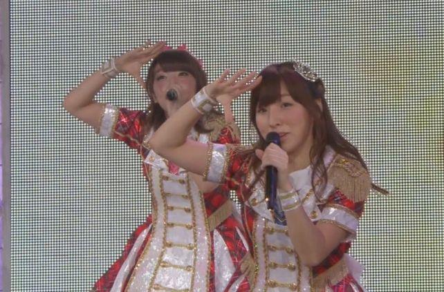 ゲームではややサブのキャラだが、アニメでは重要キャラ担当だったあやちゃんははっしーの近く