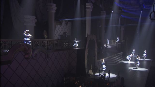 メインステージはかなり立体的