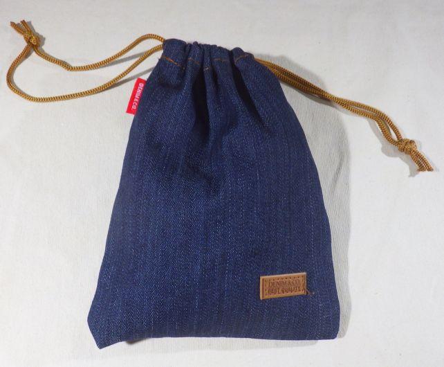 巾着単体使用時よりも当然膨らむが、膨らみすぎてもいない感じ