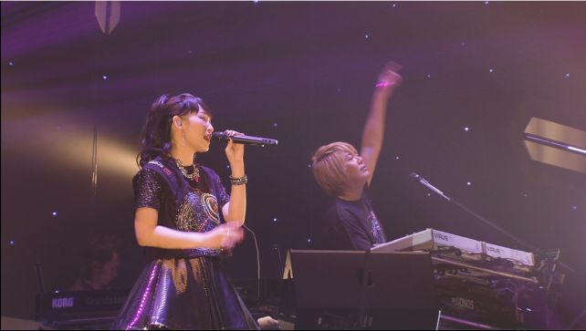 ときどき八木沼がコールのタイミングを取るため、「せーの!!」と客席に声を掛ける