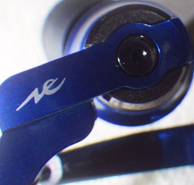 この造形、カラーリングはどこかで....