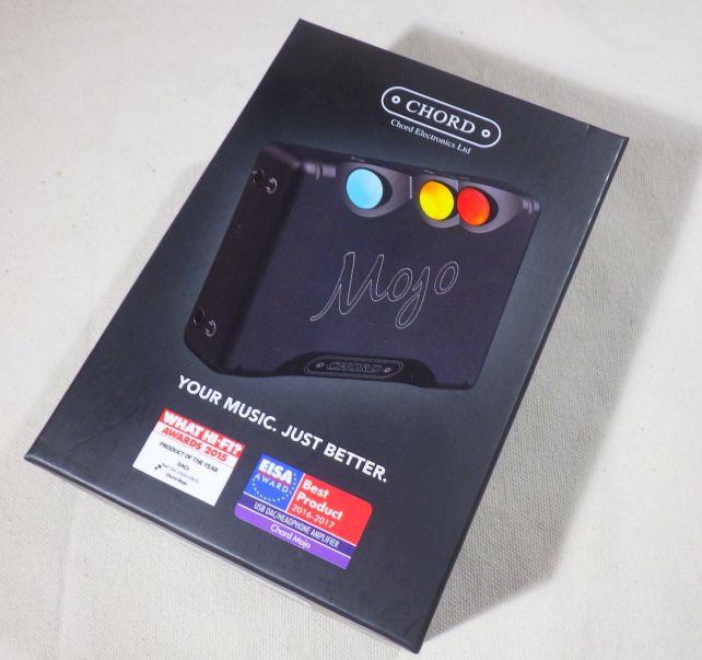 コンパクトなパッケージには2015年に受賞した賞の印が