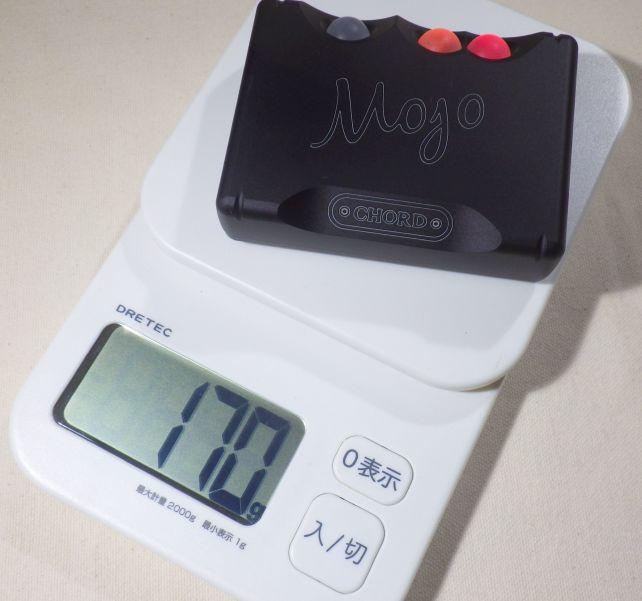 重さはジャスト170g。