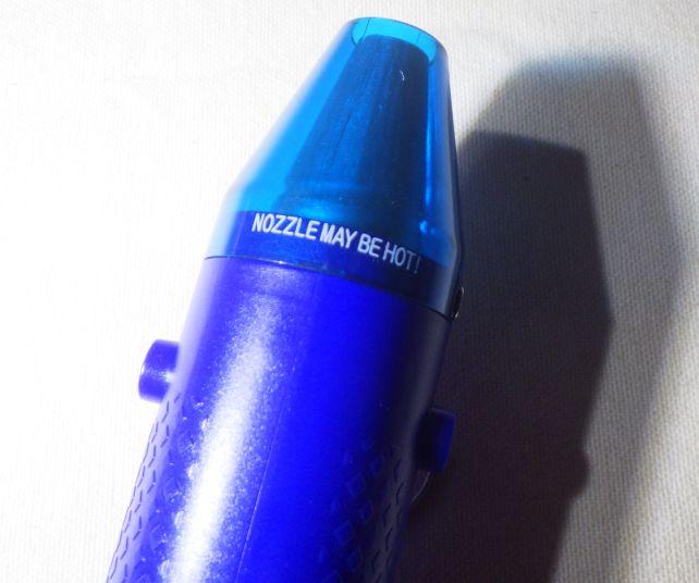 先は細くて細かい作業に向く