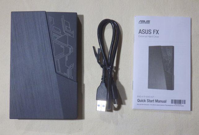 内容物はシンプル