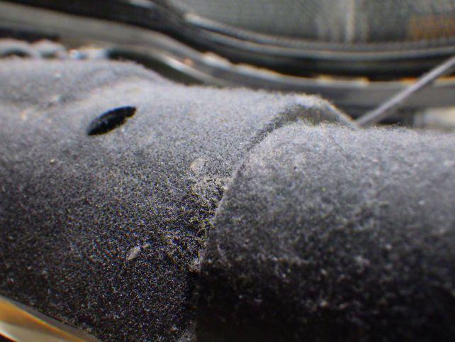 【施工前】このあたりはなかなかホコリが取れない