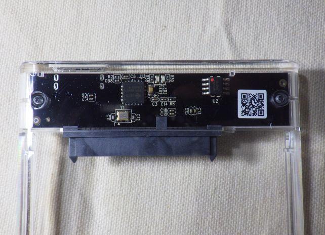 チップが乗っている方