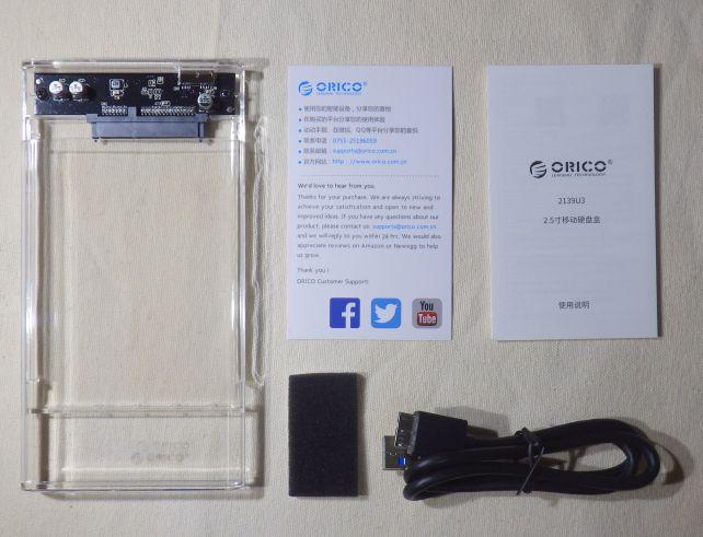 内容物はこんな感じ。