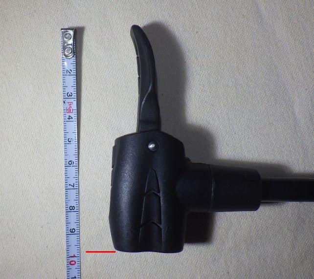 ロック状態(レバーが今の状態)だと9cm超