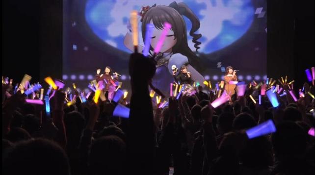 上海のP(プロデューサー)もペンライトを振り、大盛り上がり