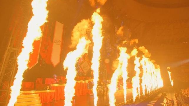 ゲーム・アニメのイベントとは思えない?火柱