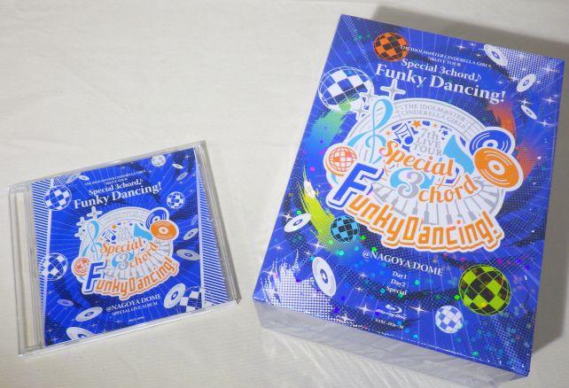 コロムビアミュージックショップ特典のノンストップライヴCDも入手