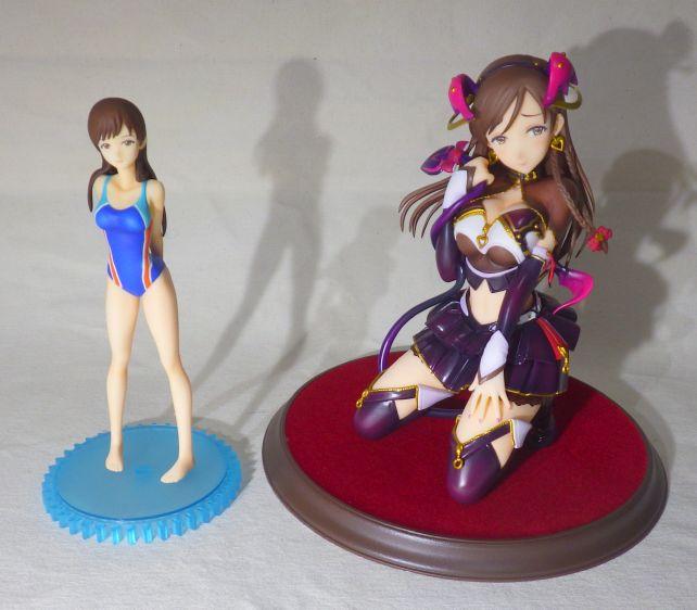 1/12のものは立ち姿で、膝をついた本品とあまり変わらない全高