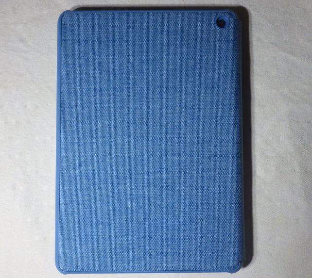 カバーをしても、背面カメラは活きる