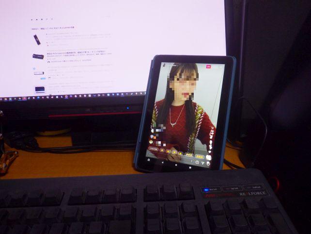 PC版ではインスタライヴの制限が大きいが、スマホを潰さなくて良いのがマル