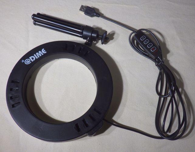 ライト部分の裏には「@DIME」のロゴが