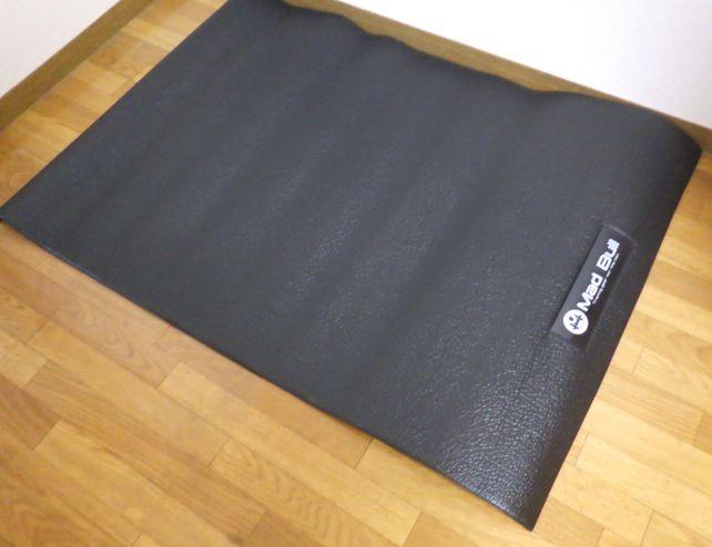 表面は結構ツルツル。