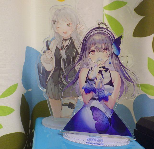 膝上アクスタコンビの天琪ちゃんと